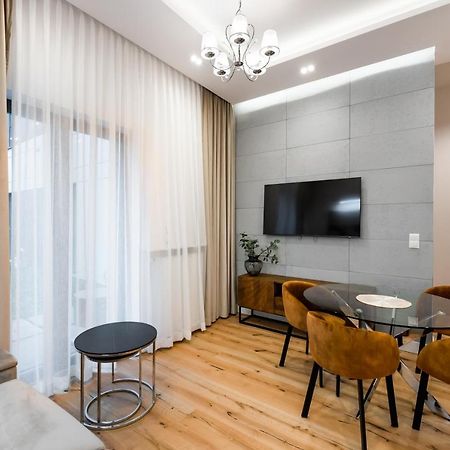 ורשה Zlota Sophisticated Apartment מראה חיצוני תמונה