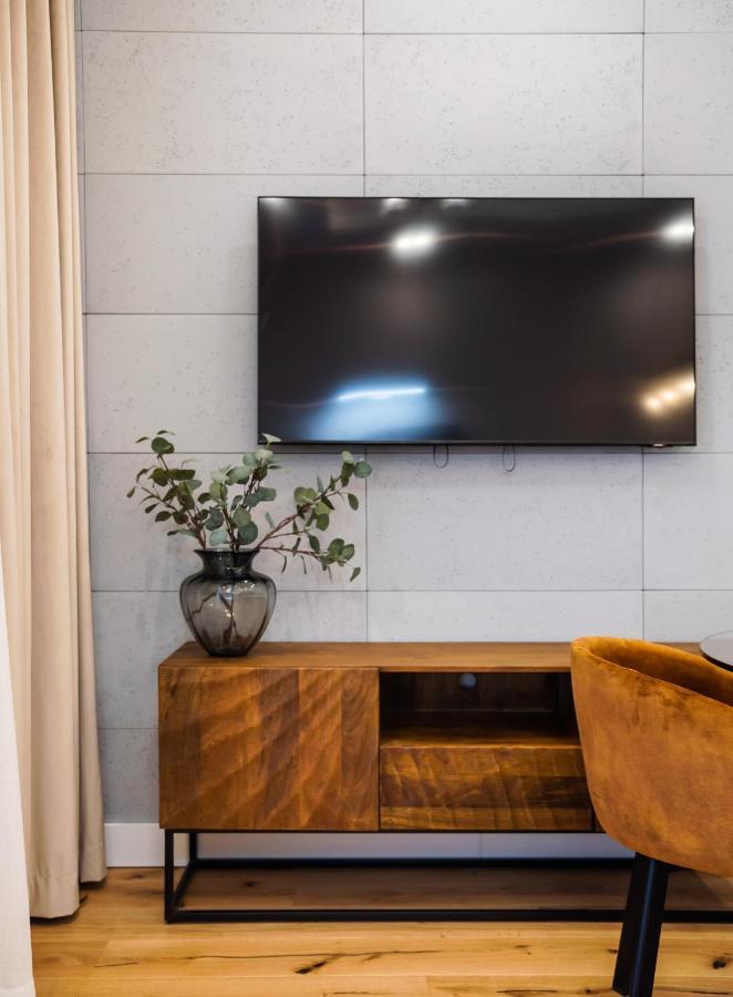 ורשה Zlota Sophisticated Apartment מראה חיצוני תמונה